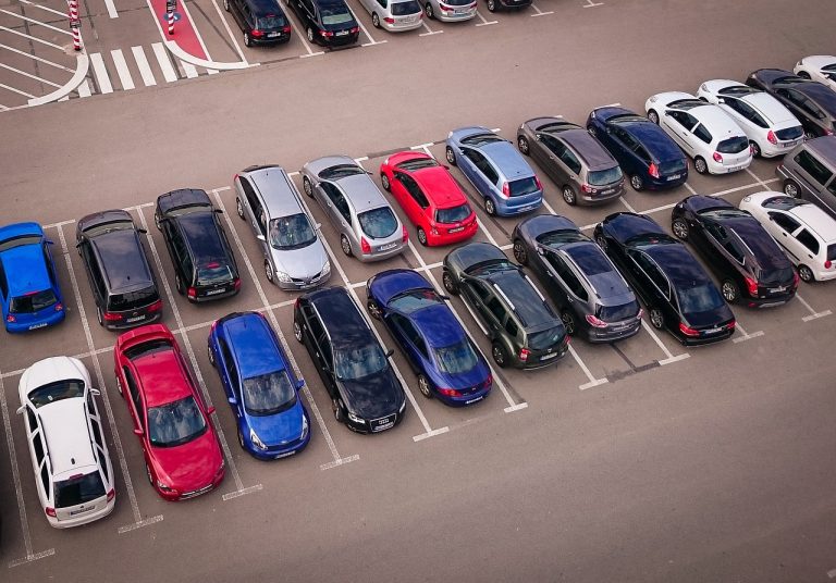 Parking voitures autos